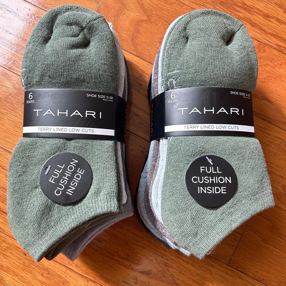 NWT Tahari women Terry lined Low Cut Socks 12 pairs - Picture 1 of 2